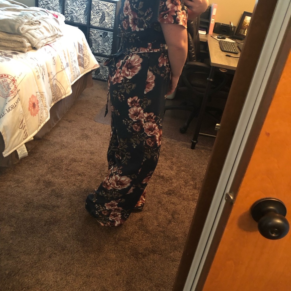 Floral romper - Picture 6 of 9